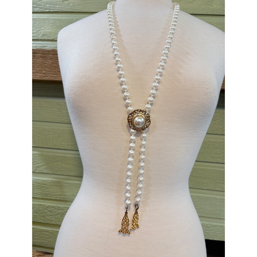 Vintage Faux Pearl Bolo Lariat Necklace Gold Filigree Slide Tassel White